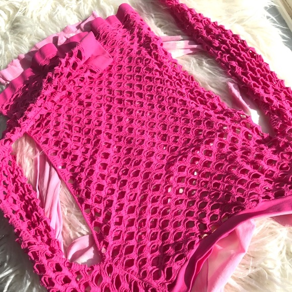 🌴Forever 21 Cutest Hot Pink Mesh Top💕 - Picture 4 of 8
